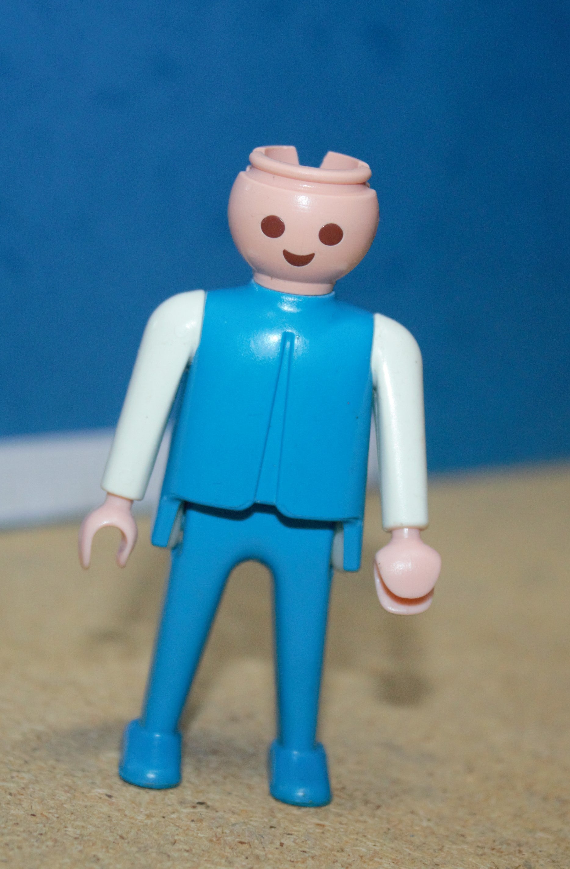 01  Playmobil Figur Mann Blau – Vintage 1993 (nicht vollständig)