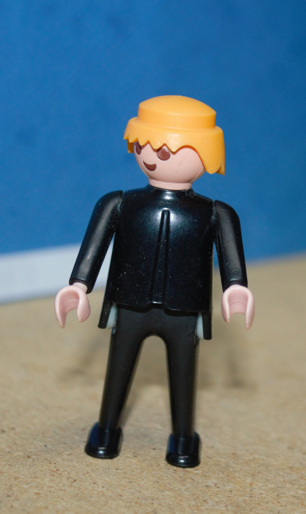 03   Playmobil Figur Mann Schwarz – Erstausgabe 1974 (nicht vollständig)